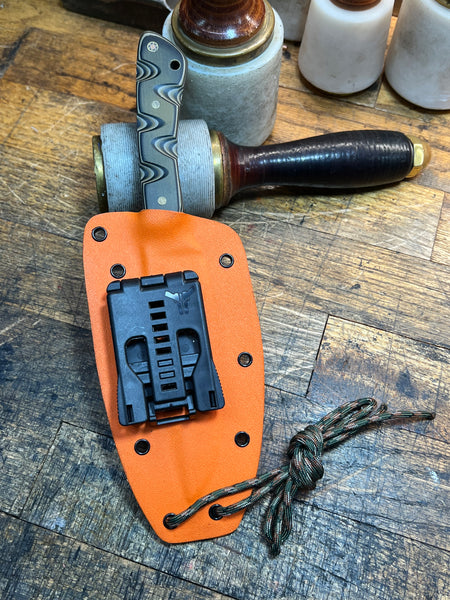 Custom Forged Medium Hunter / G10 Green/Tan