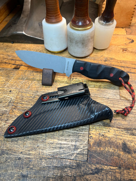 Camp Knife / AEB-L Stainless/ Black G10
